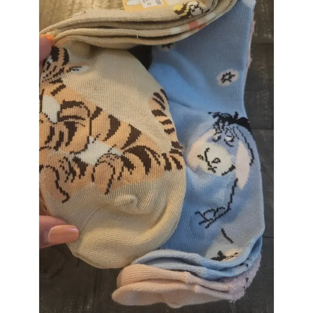 Disney Winnie the Pooh Womens 4 Pair Shoe Size 4-10 Pooh Piglet Tiger Eeyore NWT